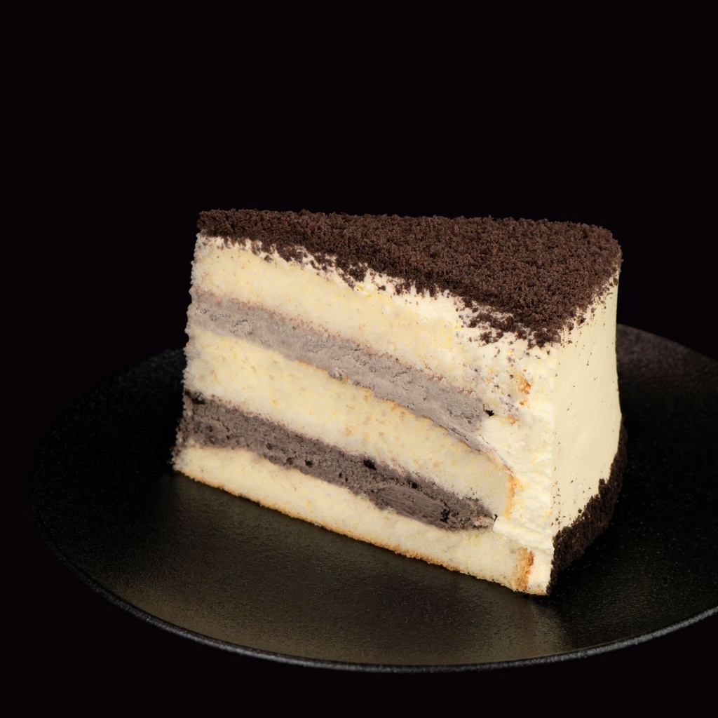 Cookies and Cream Gateau